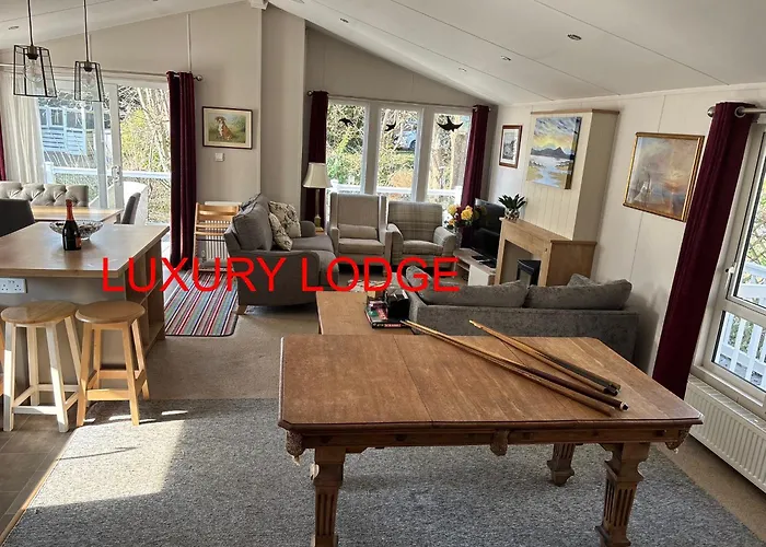 Luxury Lodge T11