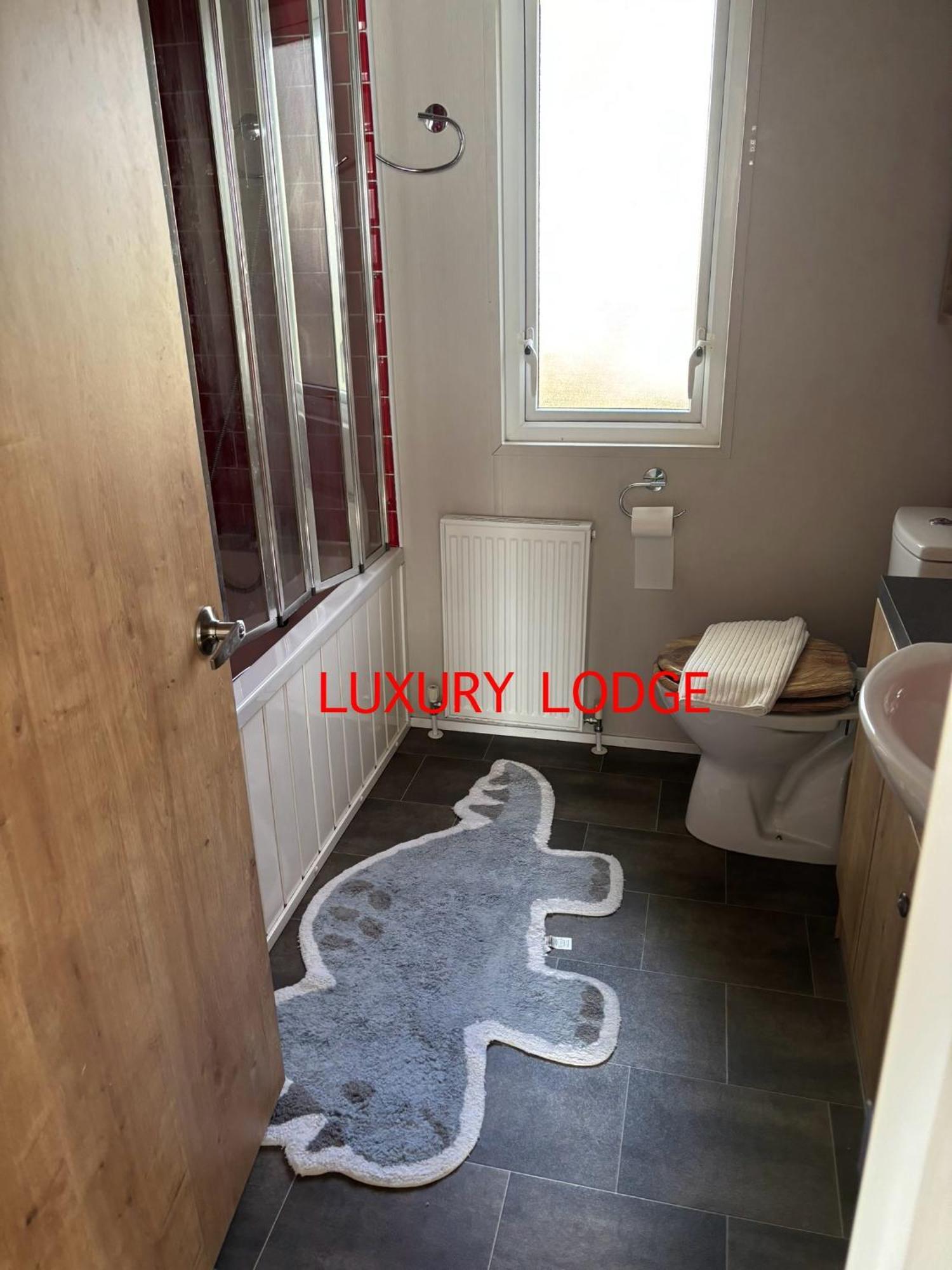 Luxury T11 Luxury tent Hastings