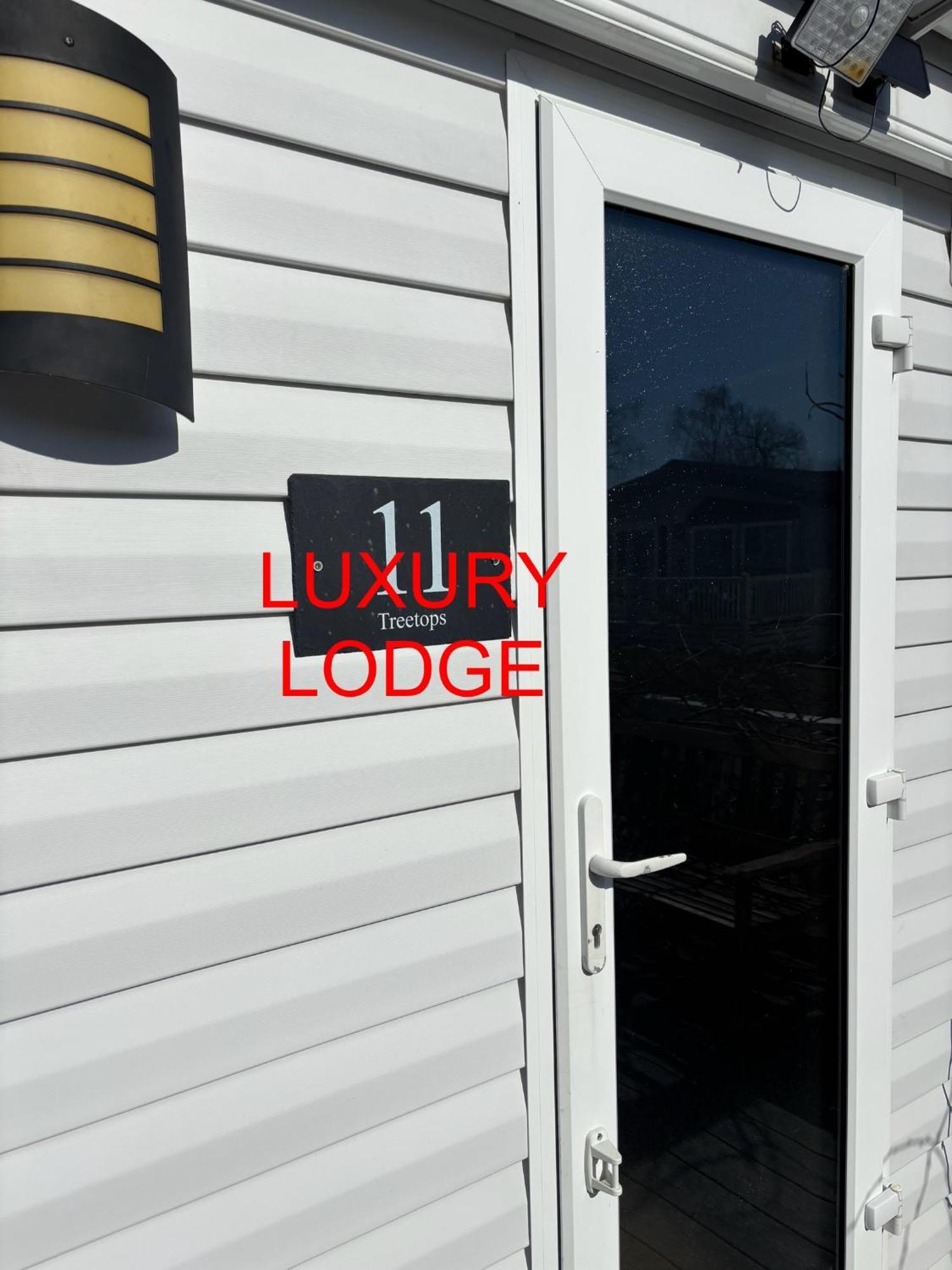 Luxury T11 Luxury tent Hastings