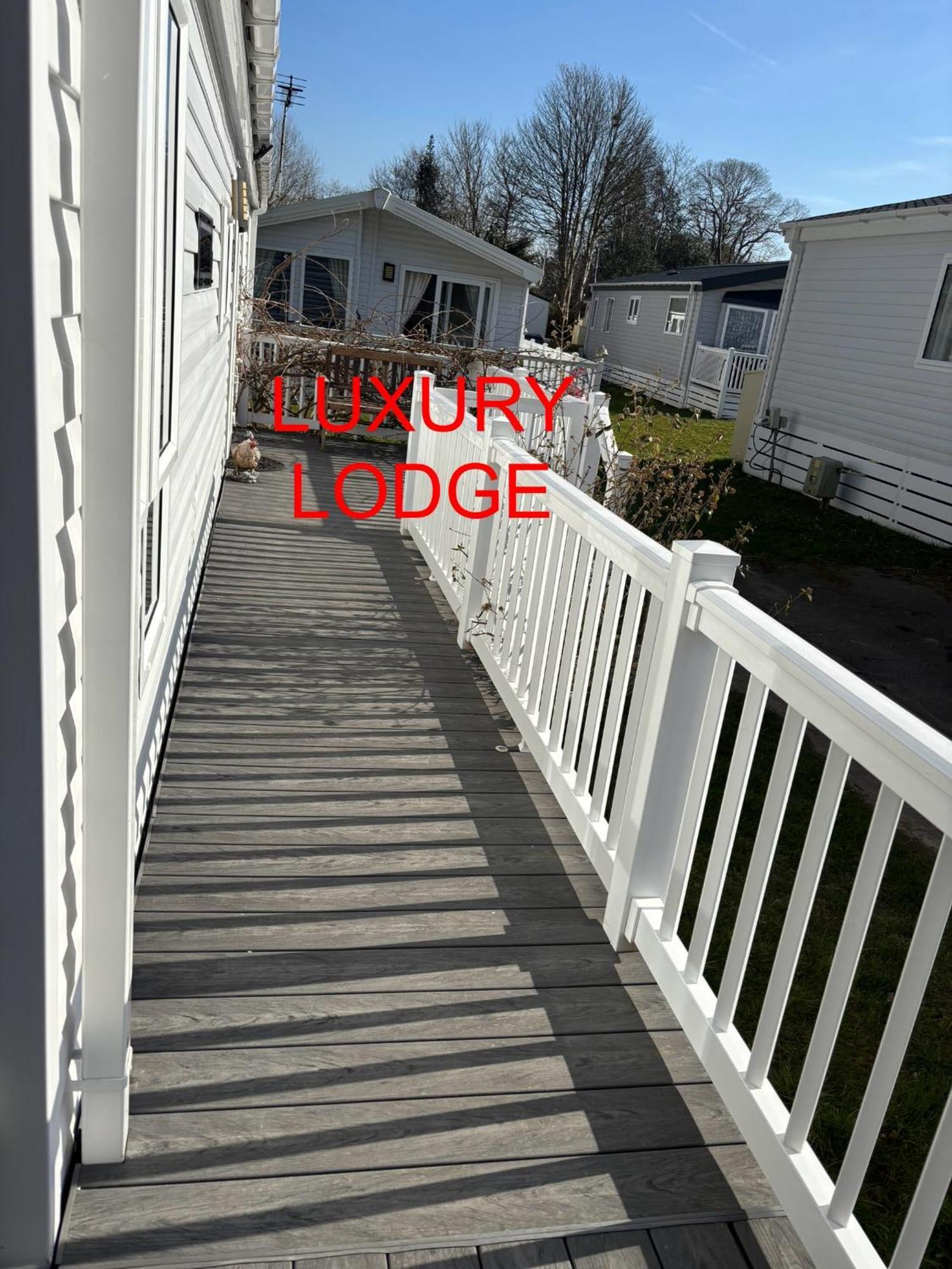Luxury T11 *