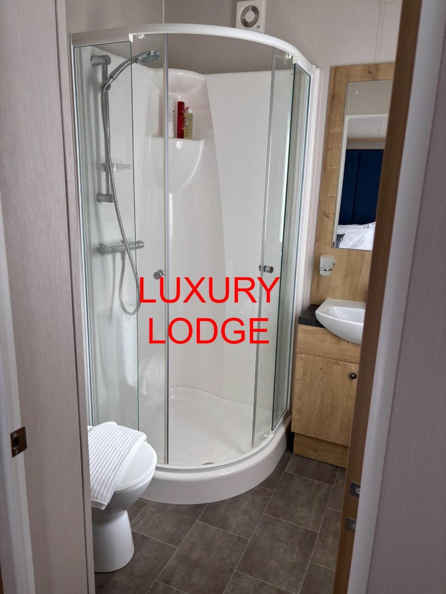Luxury T11 *